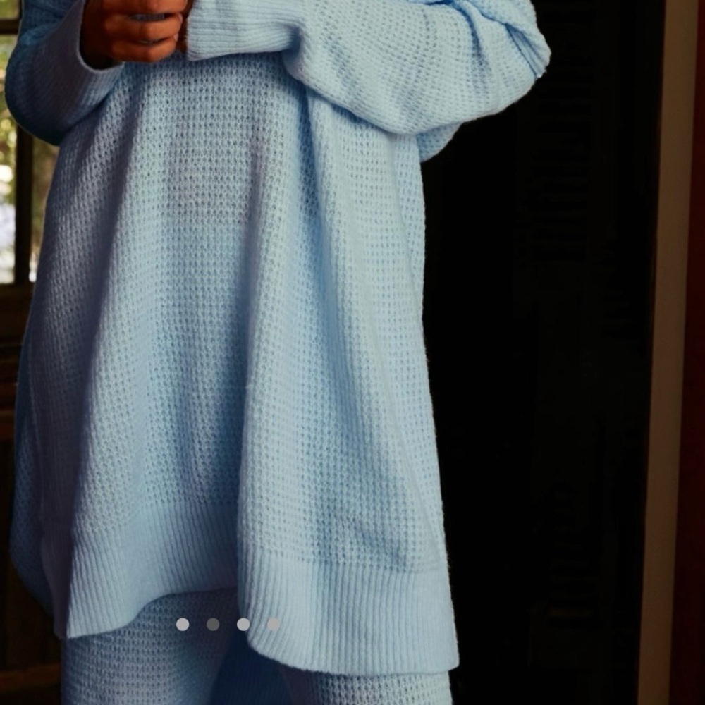 Free People Cozy Pullover Women Sweater Tunic Light Blue Oversized Split Hems - Picture 3 of 13